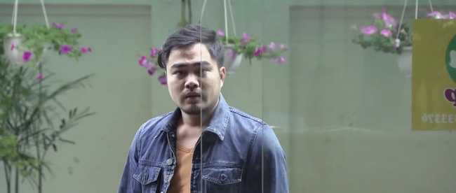 Nhân vật gây phẫn nộ nhất Về nhà đi con: Vừa vô dụng vừa hèn, lật mặt nhanh hơn bánh tráng Nhân vật gây phẫn nộ nhất Về nhà đi con: Vừa vô dụng vừa hèn, lật mặt nhanh hơn bánh tráng