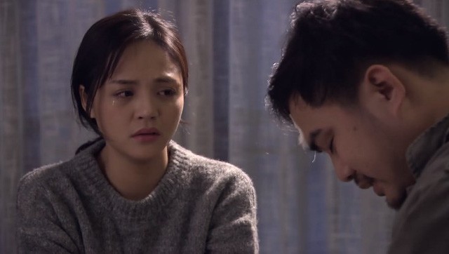 Nhân vật gây phẫn nộ nhất Về nhà đi con: Vừa vô dụng vừa hèn, lật mặt nhanh hơn bánh tráng