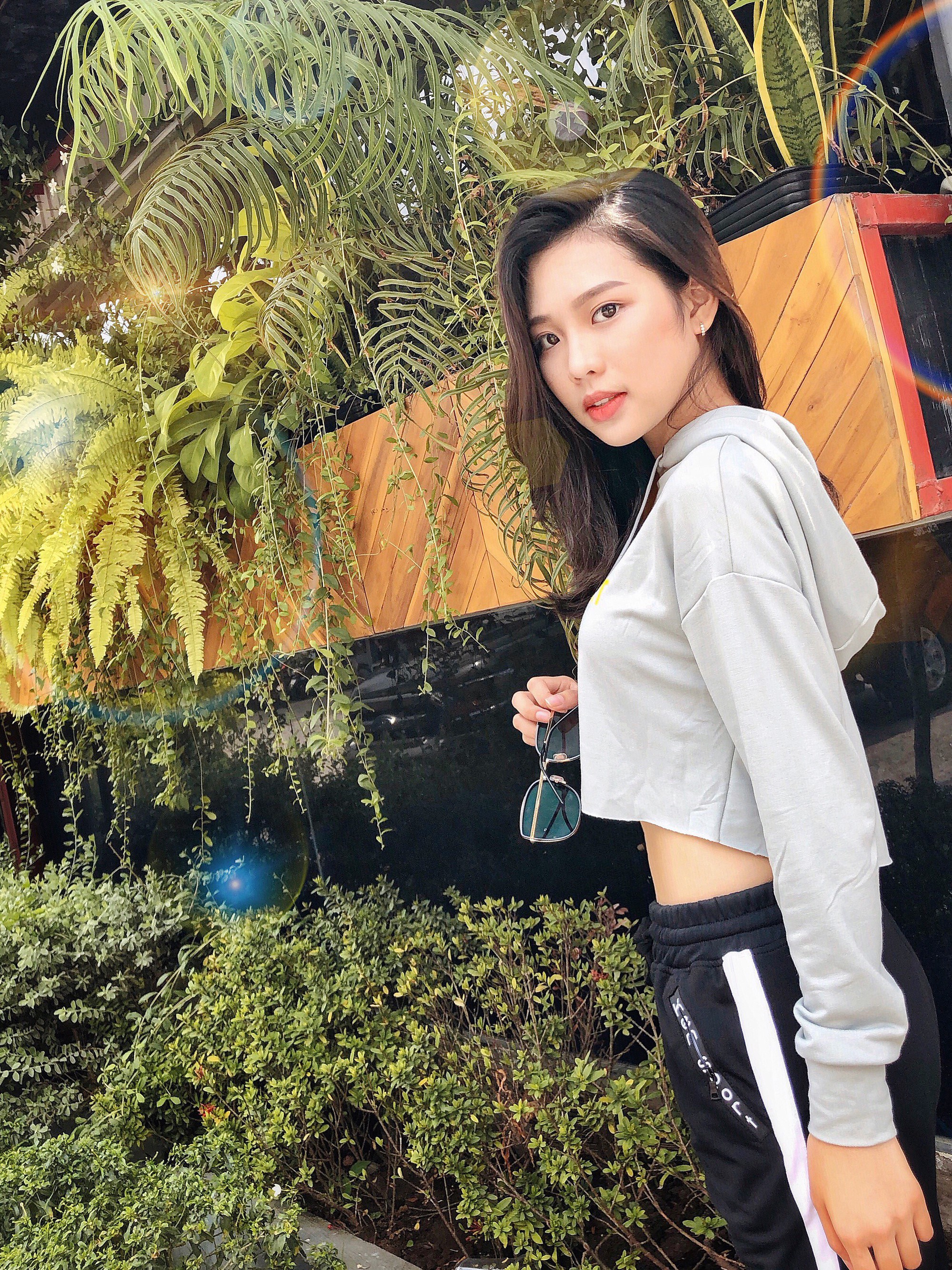 Hội girl xinh 2000 mới nổi: Người nhan sắc tựa nàng thơ, người được cả báo nước ngoài gọi tên