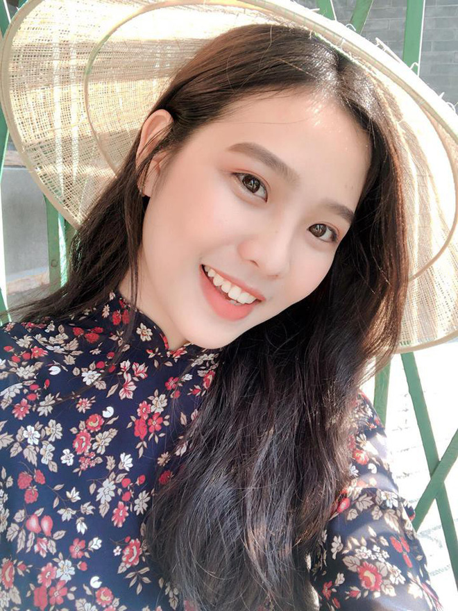 Hội girl xinh 2000 mới nổi: Người nhan sắc tựa nàng thơ, người được cả báo nước ngoài gọi tên