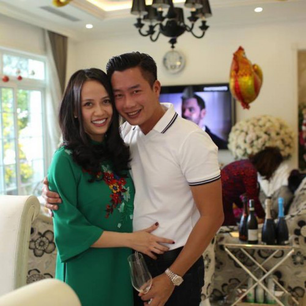 Tiết lộ danh tính nửa kia và chuyện hôn nhân của Nhà báo Lại Văn Sâm, Long Vũ cùng loạt BTV nam nổi tiếng phía Bắc