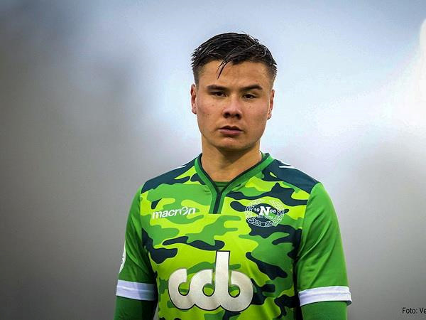 Alex Đặng: Đá bóng dưới cái nóng 35 độ ở Việt Nam là thử thách