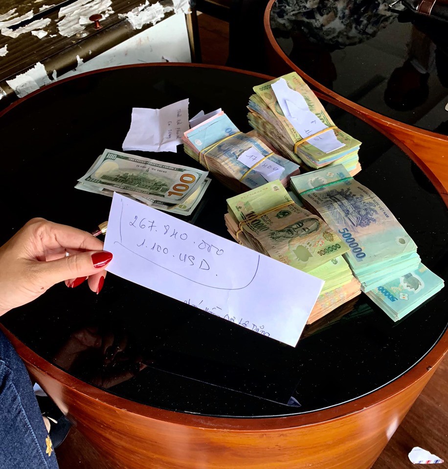 Gia đình cố nghệ sĩ Lê Bình công khai tiền phúng điếu gần 300 triệu đồng, con gái bắt đầu hành trình thực hiện di nguyện của ba