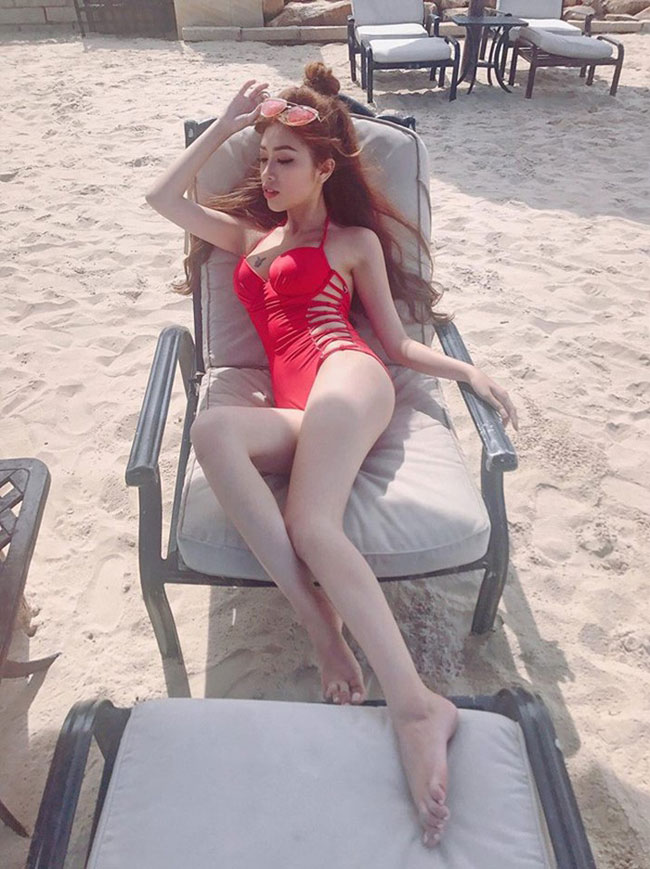 Phong cách thời trang gợi cảm của 4 mỹ nhân thánh nữ Mì Gõ