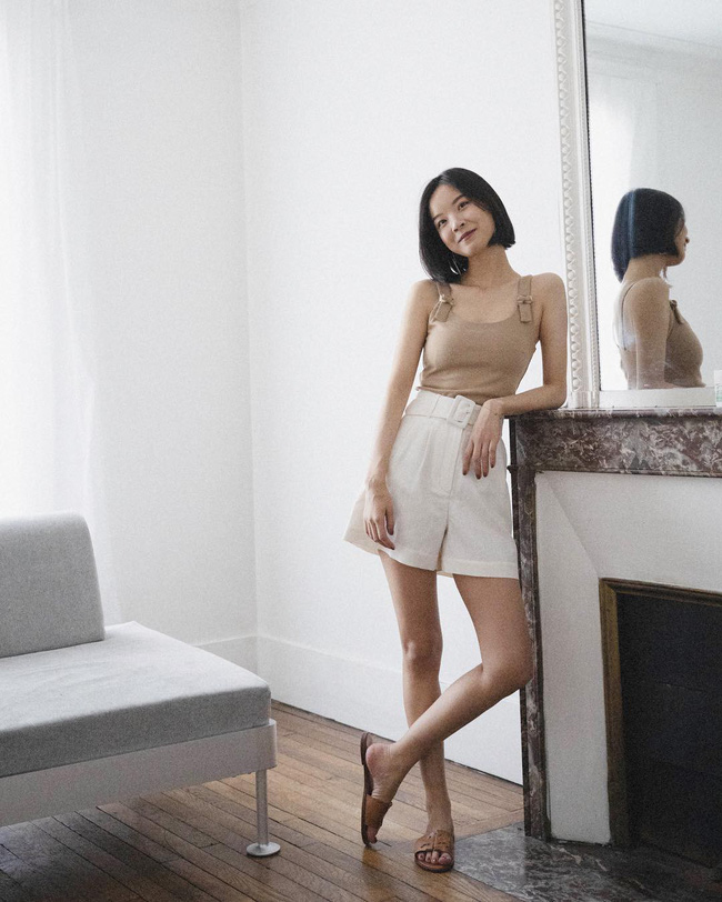 Quanh quẩn với 10 công thức sau, bạn đã mặc đẹp từ công sở ra phố trong suốt mùa hè