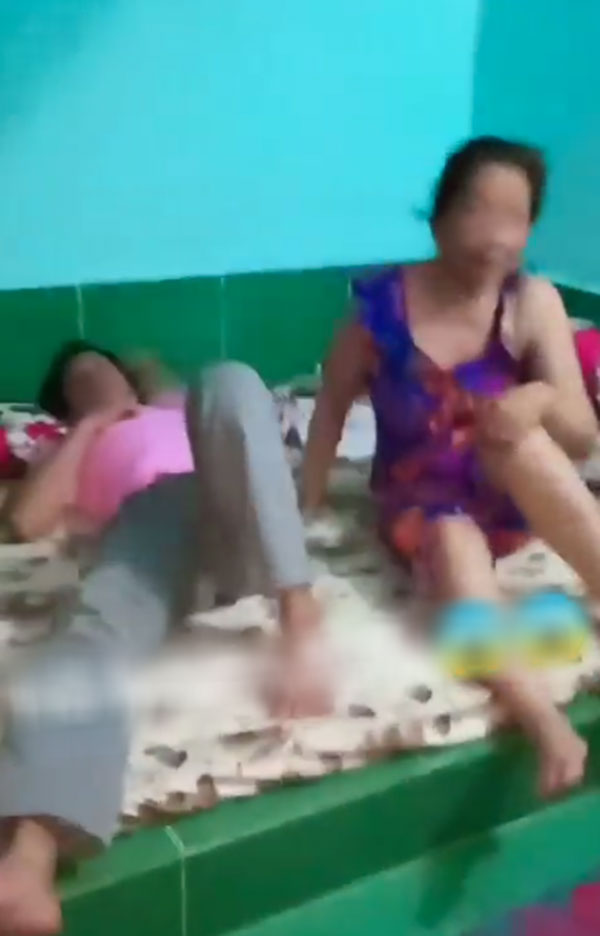 Bắt quả tang chồng lên giường với bồ nhí, vợ không đánh ghen chỉ nói: Chị phá gia đình của tôi, tôi không tha thứ cho chị