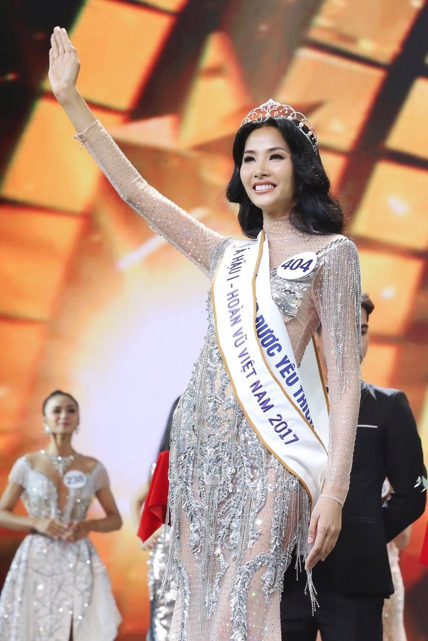 Chính thức: Hoàng Thùy đại diện Việt Nam chinh chiến Miss Universe 2019