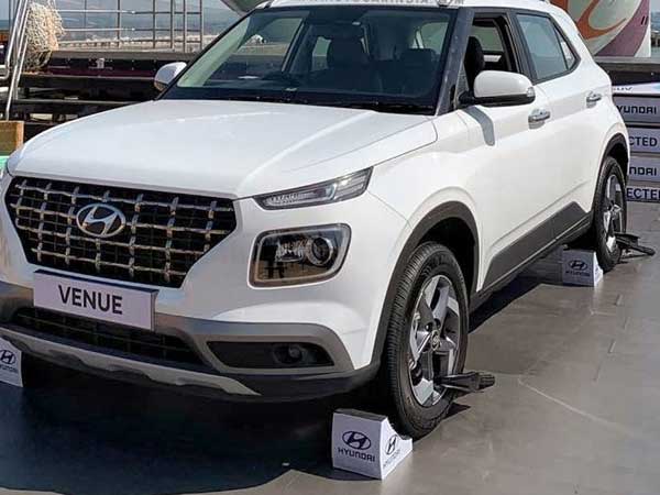Ô tô SUV Hyundai mới, giá chỉ 267 triệu đồng