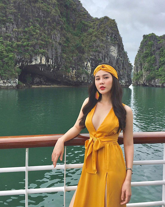 Cô gái bị bắt cóc trong Mê cung: Hóa ra cực sexy, gây sốt khi xuất hiện cùng HLV Park Hang Seo