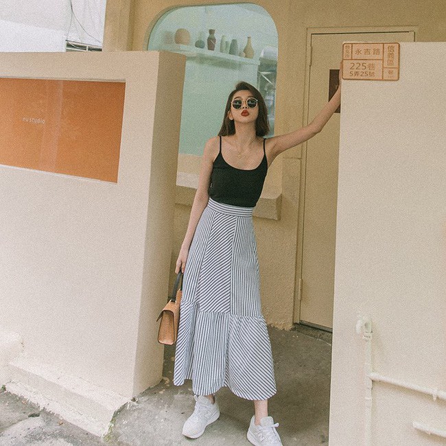 Chỉ cần thay đổi với 10 công thức sau, bạn chắc chắn sẽ mặc đẹp từ công sở ra phố suốt mùa hè