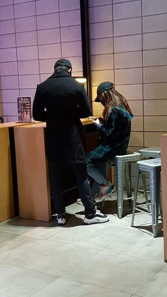 Rò rỉ hình ảnh Mỹ Tâm và Mai Tài Phến đi du lịch cùng nhau, thậm chí còn đắp chung chăn cực tình tứ trên máy bay