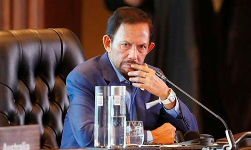 Brunei hoãn áp dụng án tử với người quan hệ đồng tính