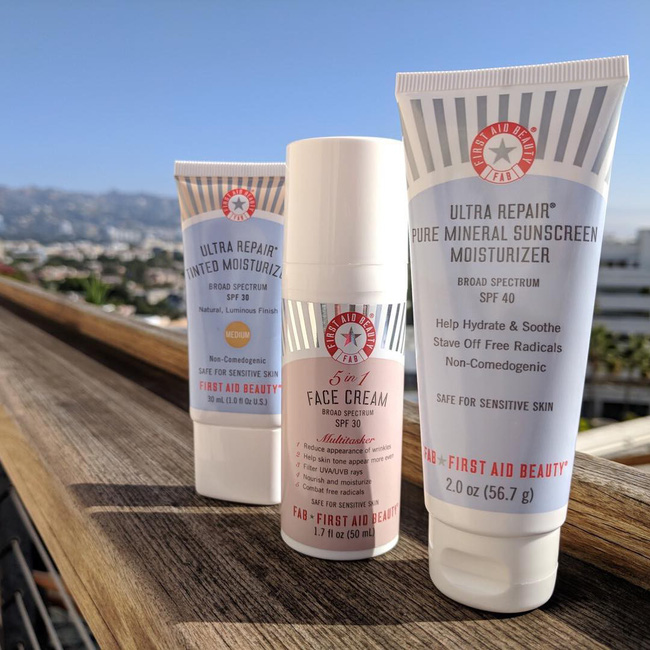 Khoản đầu tư sáng suốt của bạn chính là 1 trong 8 sản phẩm chống nắng kiêm dưỡng ẩm cừ khôi này