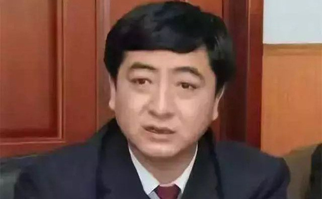 Trung Quốc choáng váng vì những cán bộ hai mặt: Vừa làm quan, vừa làm trùm xã hội đen