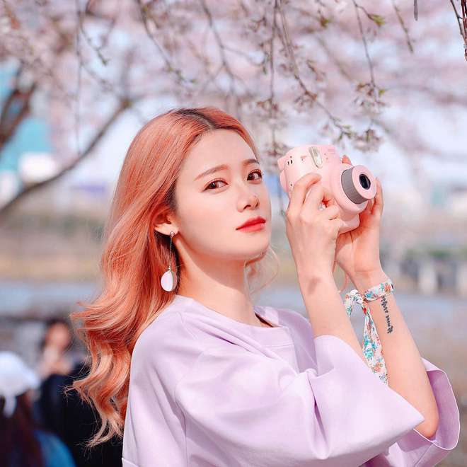 Đây là 3 màu nhuộm hot nhất tại Hàn lúc này, nếu muốn được chúng bạn trầm trồ thì các nàng nên xem xét triển ngay