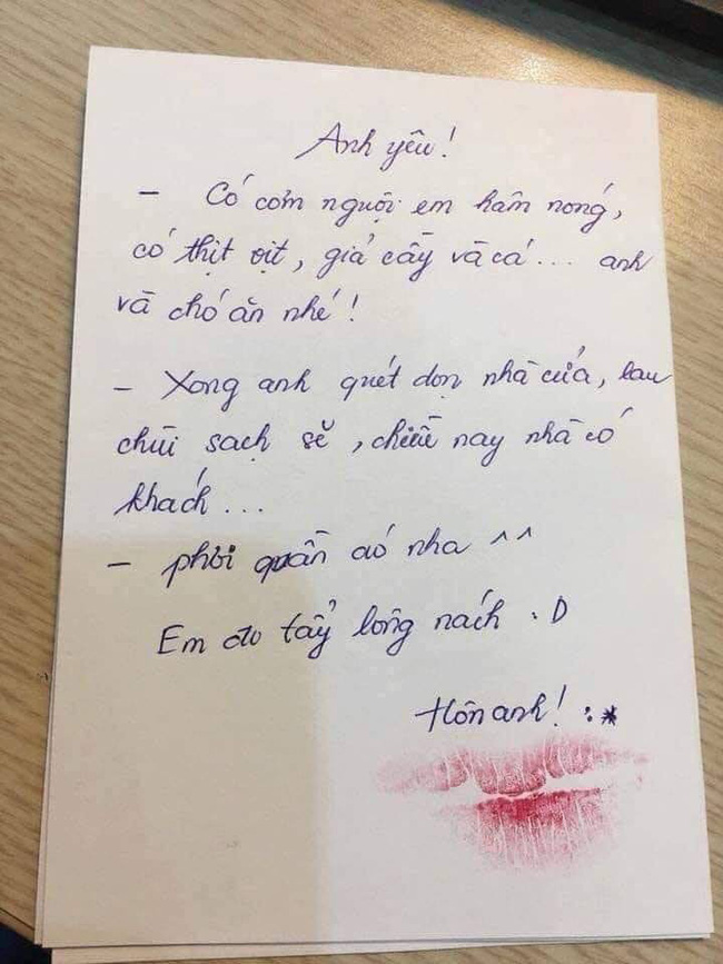 Về muộn được vợ để phần mâm cơm tươm tất, nhưng anh chồng chỉ biết khóc ròng khi đọc lời nhắn nhủ đầy yêu thương