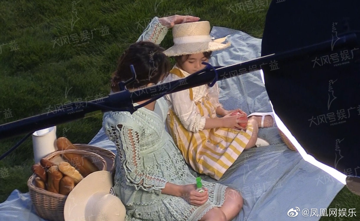 Lâm Tâm Như lộ bụng bầu lùm lùm ở tuổi 43, đáp ứng nguyện vọng sinh con thứ 2 cho Hoắc Kiến Hoa?