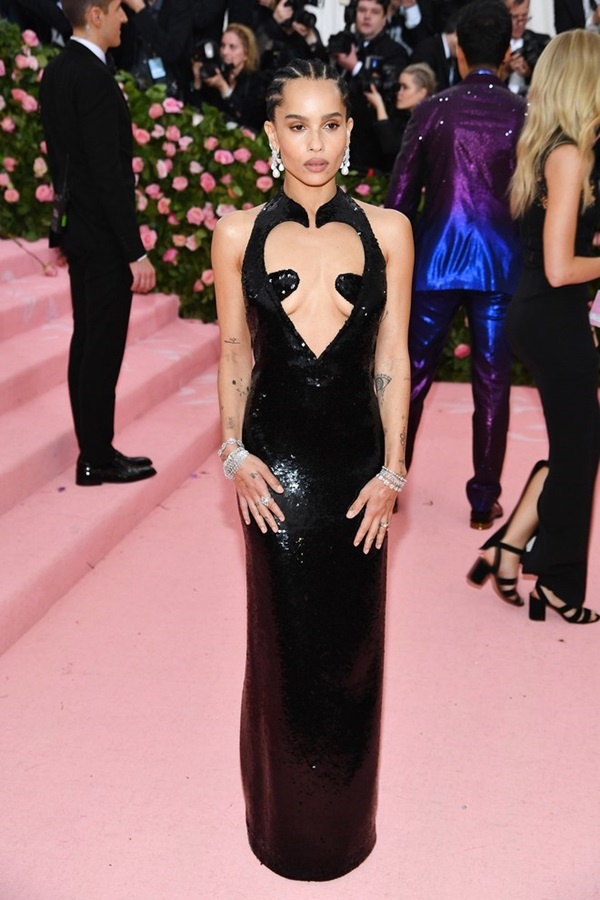 Dàn mỹ nhân diện trang phục hở ngực ở Met Gala 2019