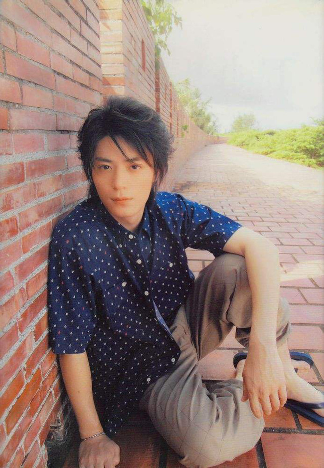 Trước khi bị Lâm Tâm Như dùng như phá, Hoắc Kiến Hoa từng là nam thần đẹp trai nhất nhì Cbiz