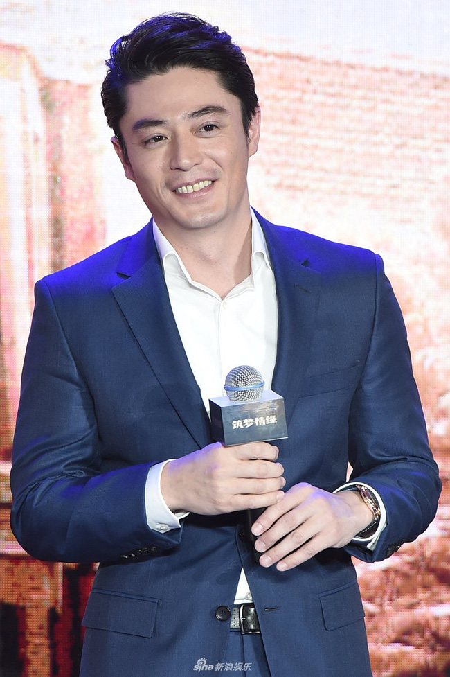 Trước khi bị Lâm Tâm Như dùng như phá, Hoắc Kiến Hoa từng là nam thần đẹp trai nhất nhì Cbiz Trước khi bị Lâm Tâm Như dùng như phá, Hoắc Kiến Hoa từng là nam thần đẹp trai nhất nhì Cbiz