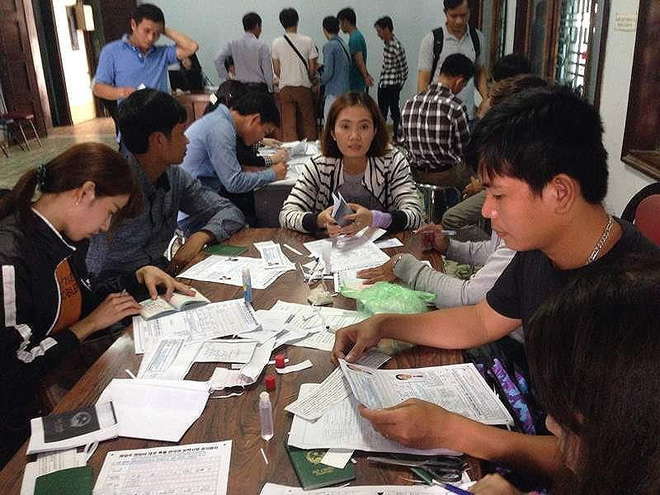 Vì sao Hàn Quốc dừng tuyển lao động tại 11 tỉnh, thành VN?