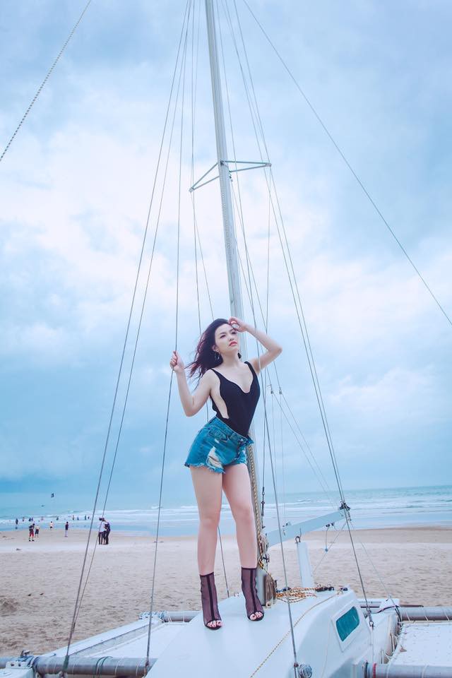 Vẻ nóng bỏng của loạt mỹ nhân làm mưa làm gió trên sóng VTV