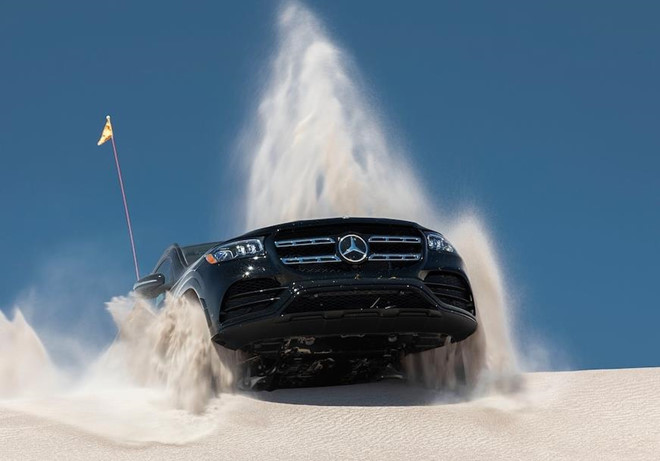 Trải nghiệm khả năng off-road của SUV hạng sang Mercedes GLS 2020