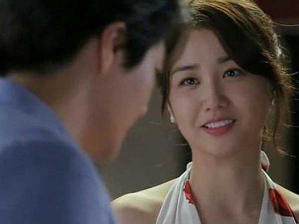 Bồ vác bụng tới đòi danh phận, mẹ chồng buông lời mật ngọt khiến ả ta sốc ngất