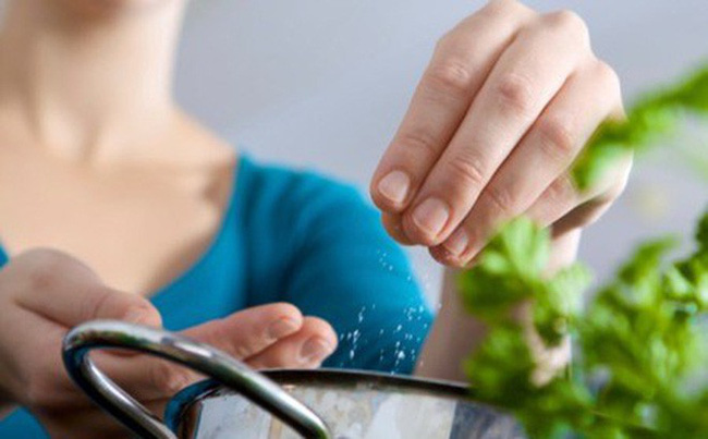 Bạn sẽ gặp họa nếu coi thường bổ sung i-ốt, đặc biệt nguy hiểm nếu nằm trong 2 nhóm đối tượng này