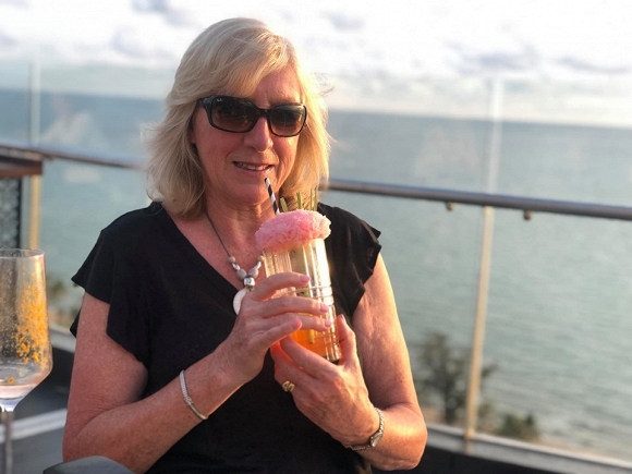 Ngưỡng mộ mối quan hệ mẹ chồng - nàng dâu của siêu mẫu Hà Anh và cách ứng xử cực thông minh, khéo léo xóa tan định kiến khác máu tanh lòng