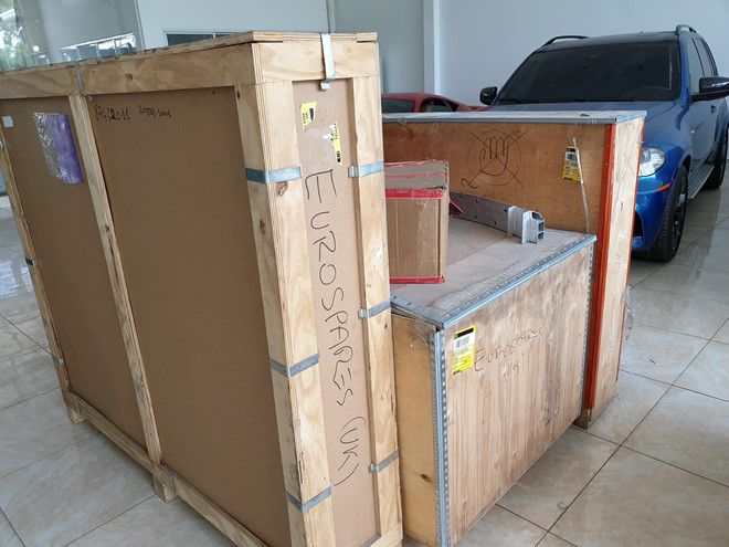 Siêu xe Ferrari 488 GTB của ca sĩ Tuấn Hưng sắp tái xuất sau tai nạn