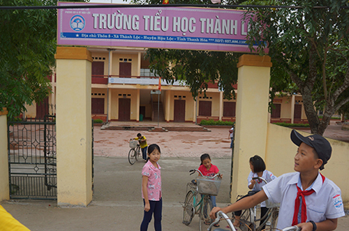 Giáo viên tiếng Anh lên lớp nhưng không giảng bài