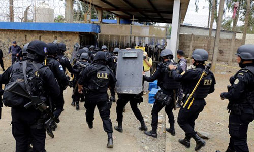 Tù nhân Guatemala nổi loạn, bắn chết 7 người