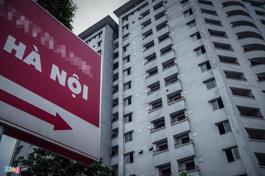 Chung cư bỏ hoang 9 năm ở đất vàng Hà Nội