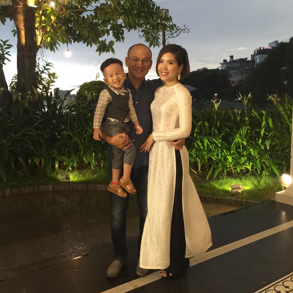 Bất ngờ với hình ảnh vợ đẹp con xinh của nhà báo Phan Đăng Ai là triệu phú