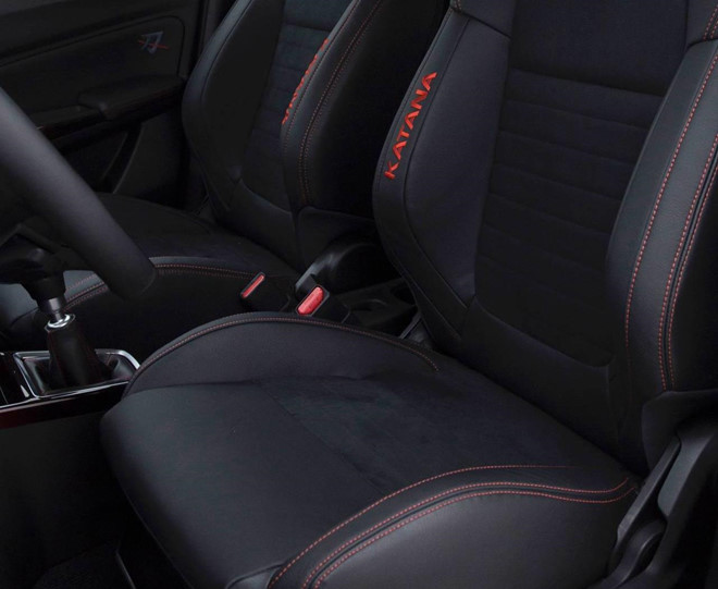 Hiếm hơn cả siêu xe, Suzuki Swift Sport Katana chỉ sản xuất 30 chiếc