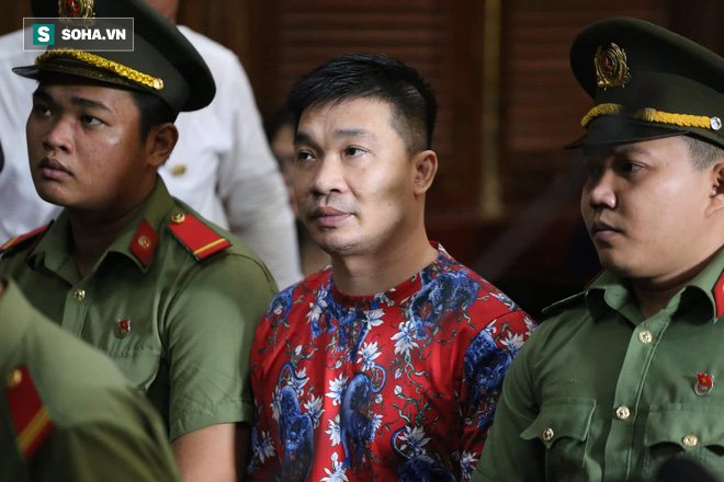 Ông trùm Văn Kính Dương khai buôn quần áo, cho vay nặng lãi để có tiền sản xuất ma túy