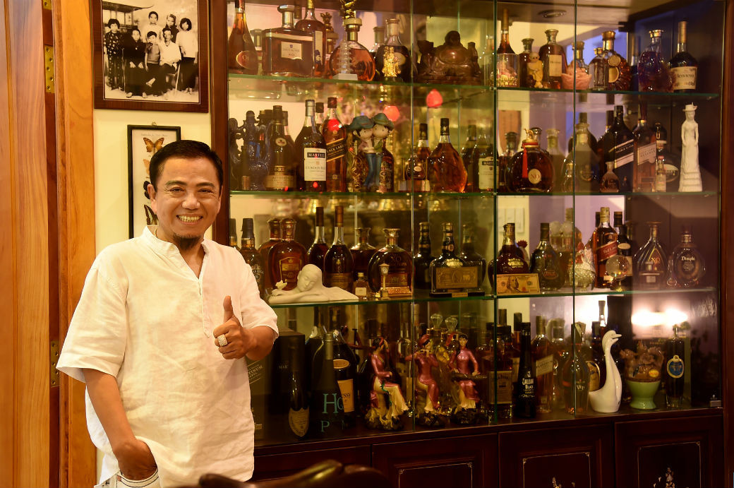 Trước khi bị bắt vì đánh bạc, nghệ sĩ hài Hồng Tơ sở hữu khối tài sản khủng cỡ nào?