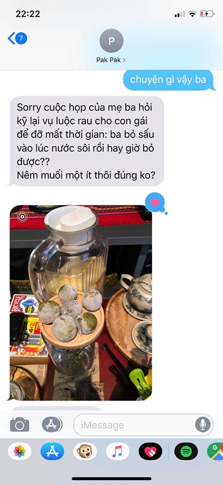 Phía sau hình ảnh chàng rocker lắm ồn ào là một Phạm Anh Khoa vụng về nhưng chăm con cực chu đáo Phía sau hình ảnh chàng rocker lắm ồn ào là một Phạm Anh Khoa vụng về nhưng chăm con cực chu đáo