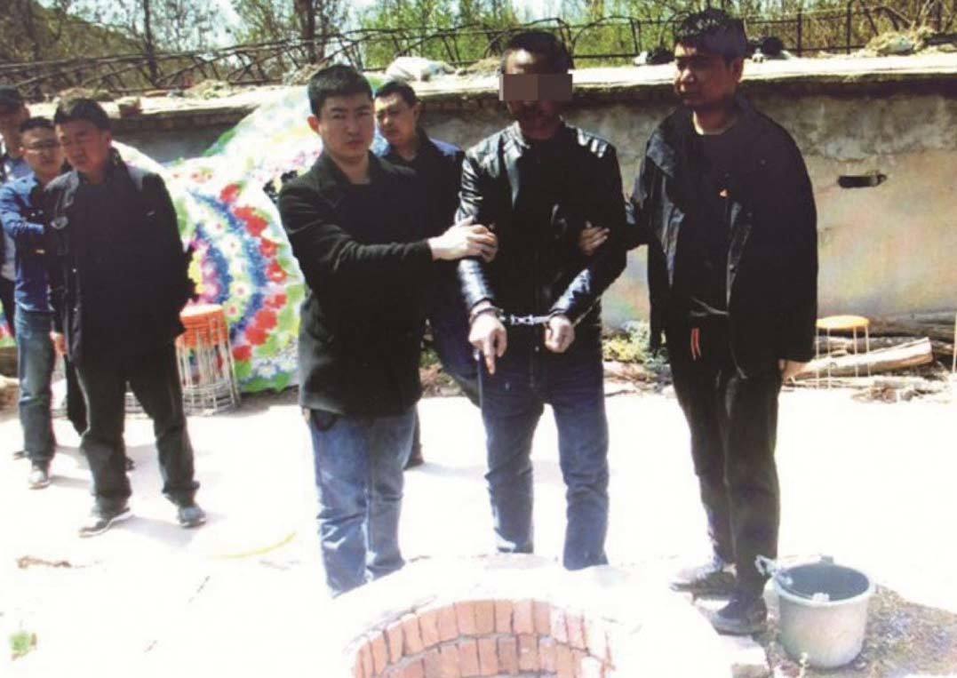 Cùng một thủ đoạn, gã đàn ông giết cả vợ và người tình