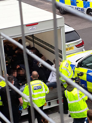 Hai nghi phạm đưa lậu 29 người Việt vào Anh bằng tàu cá