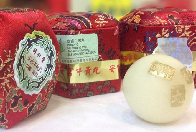 Dùng thần dược An cung phòng, chữa đột quỵ là ... tự sát