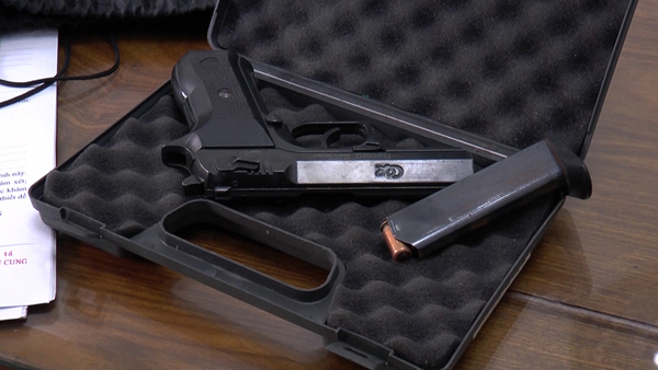 Đà Nẵng: Đánh sập đường dây cá độ triệu USD có súng, lựu đạn