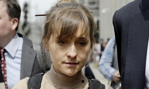 Giáo phái tình dục ép phụ nữ làm nô lệ ở Mỹ