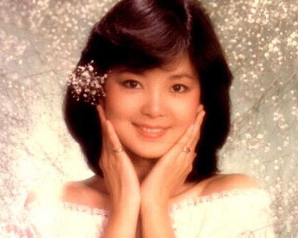 Tròn 24 năm sau cái chết bí ẩn, Đặng Lệ Quân khiến người hâm mộ tiếc nuối với nhan sắc một thời lẫy lừng