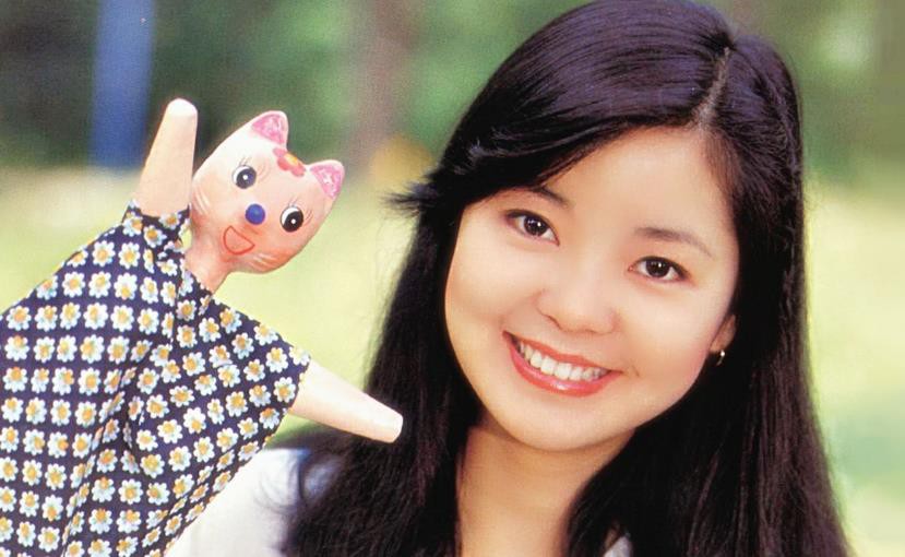 Tròn 24 năm sau cái chết bí ẩn, Đặng Lệ Quân khiến người hâm mộ tiếc nuối với nhan sắc một thời lẫy lừng Tròn 24 năm sau cái chết bí ẩn, Đặng Lệ Quân khiến người hâm mộ tiếc nuối với nhan sắc một thời lẫy lừng