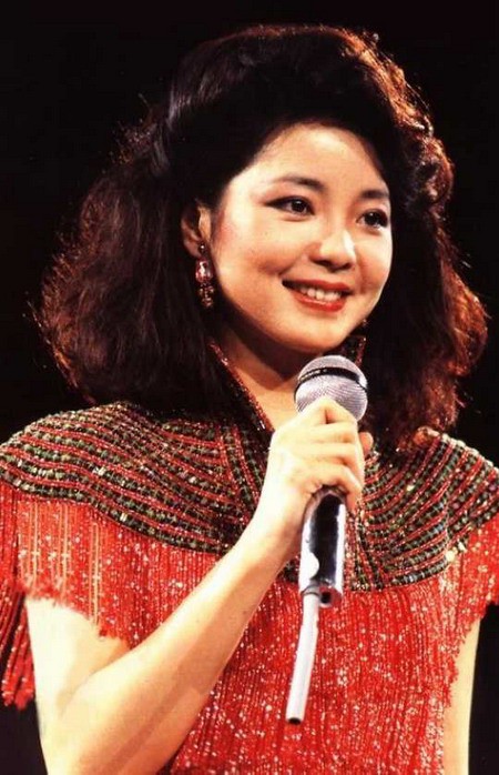 Tròn 24 năm sau cái chết bí ẩn, Đặng Lệ Quân khiến người hâm mộ tiếc nuối với nhan sắc một thời lẫy lừng