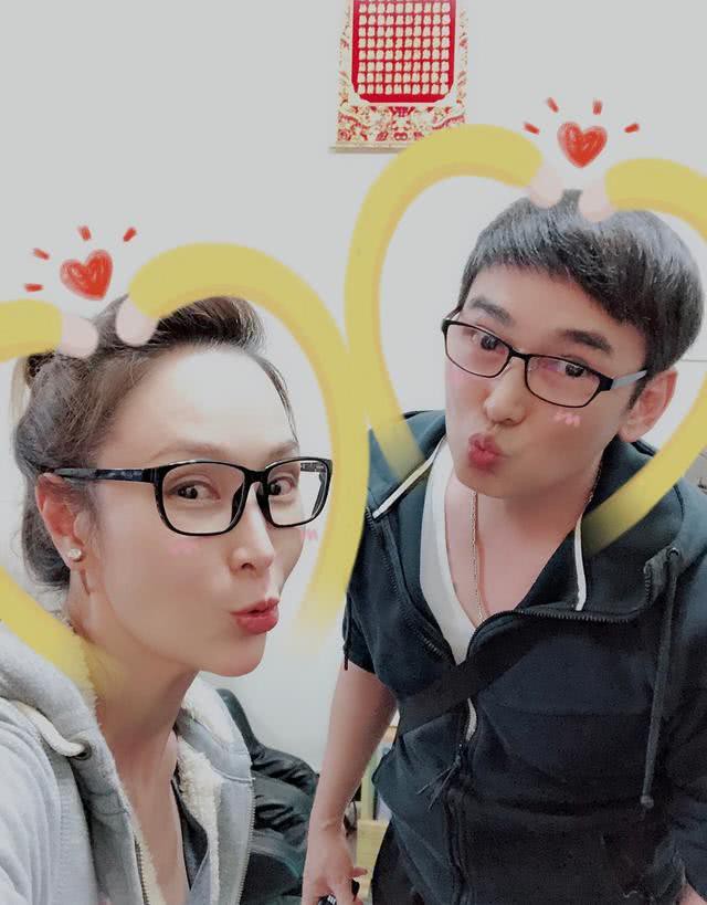 Cbiz thêm 1 cuộc hôn nhân đổ vỡ? Triển Chiêu Tiêu Ân Tuấn cắt đứt tình cảm với bà xã thứ 2 sau 5 năm cưới