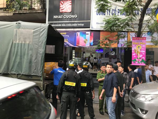 Toàn bộ đầu số tổng đài của Nhật Cường mobile ngừng hoạt động sau khi bị công an khám xét