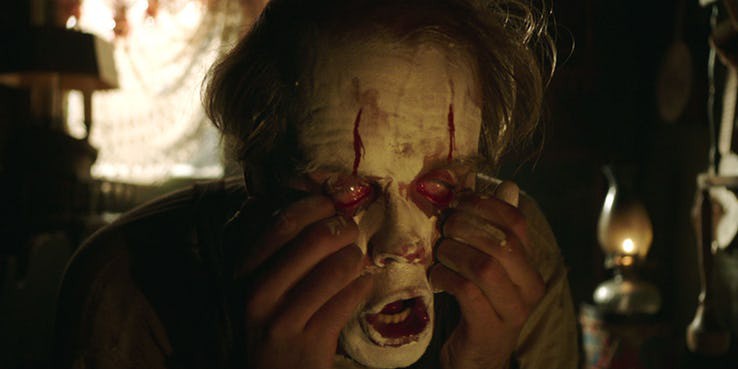 Soi nhanh 15 chi tiết đáng chú ý nhất trailer IT 2: Gã hề ma quái từng có con?